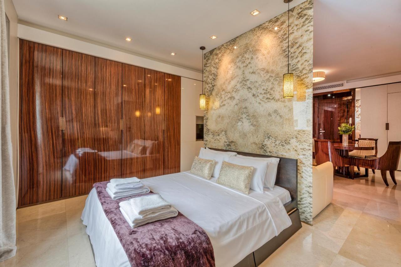 Milan Royal Suites - Centro Duomo Luaran gambar