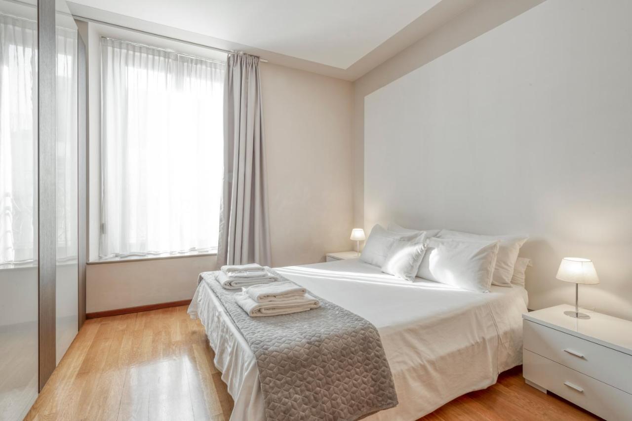 Milan Royal Suites - Centro Duomo Luaran gambar