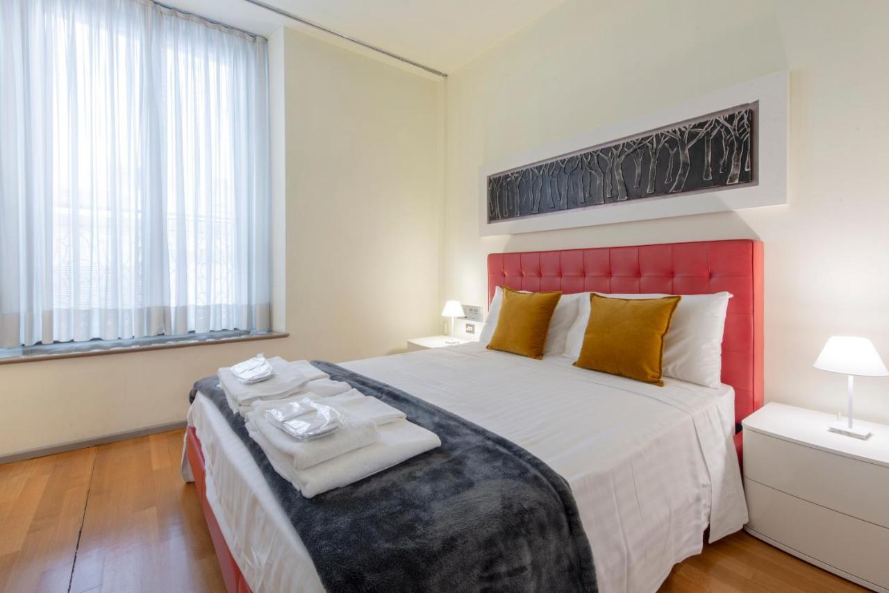 Milan Royal Suites - Centro Duomo Luaran gambar