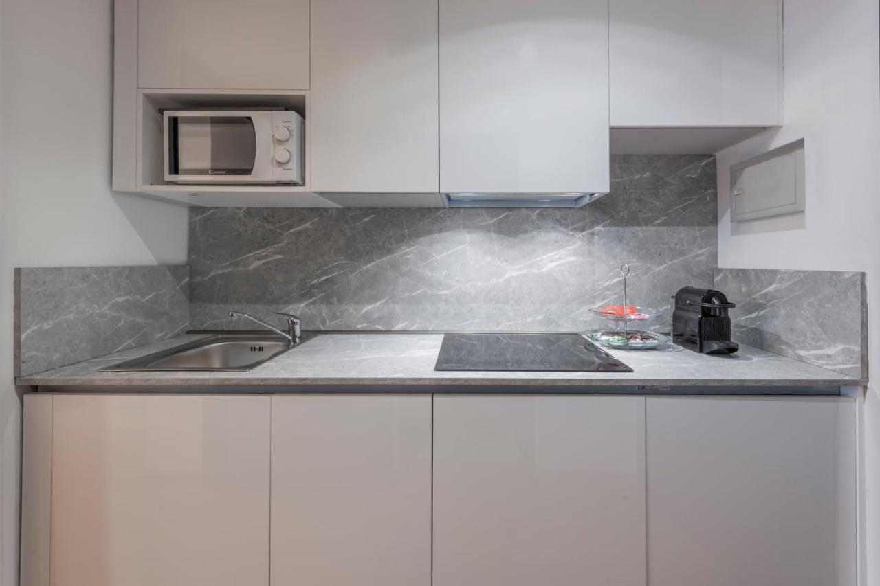 Milan Royal Suites - Centro Duomo Luaran gambar